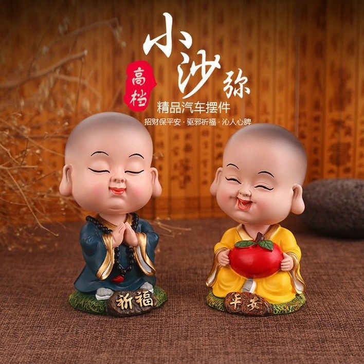 公仔车新款汽车摆件垫适用通用卡通朗逸科鲁兹福克斯速腾凯越卡通