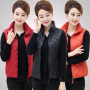 Áo vest nữ trung niên cỡ lớn Quần áo nữ trung niên cotton mùa thu và mùa đông vest mỏng phần ngắn áo khoác mẹ xuống