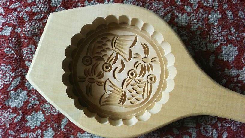 Qingdao folk traditional craft (goldfish) steamed buns, moon cakes, rice cakes, large wood card flowers, rice cake molds