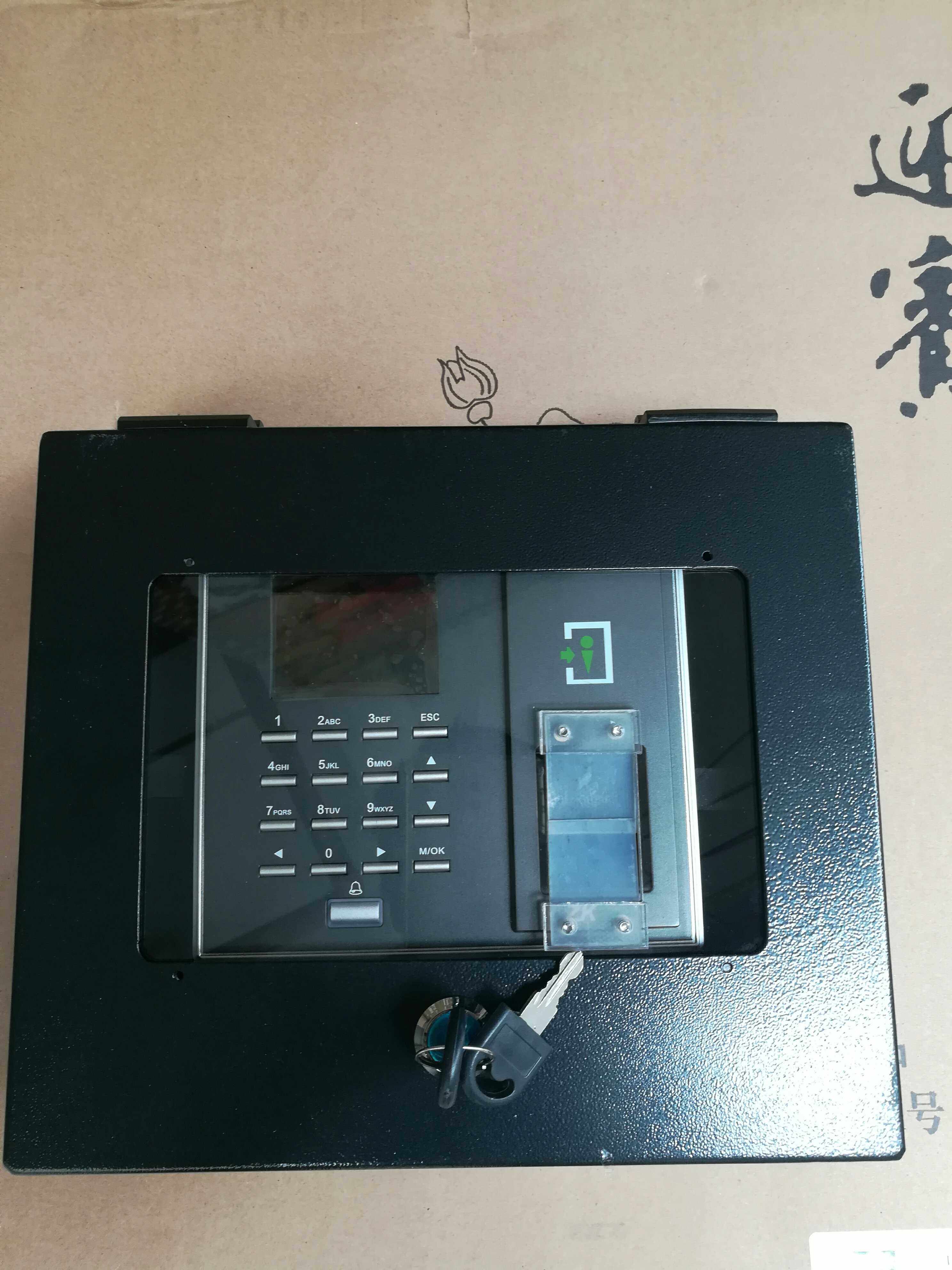 Central control F2S attendance access machine metal outdoor rain shield waterproof box protection shell