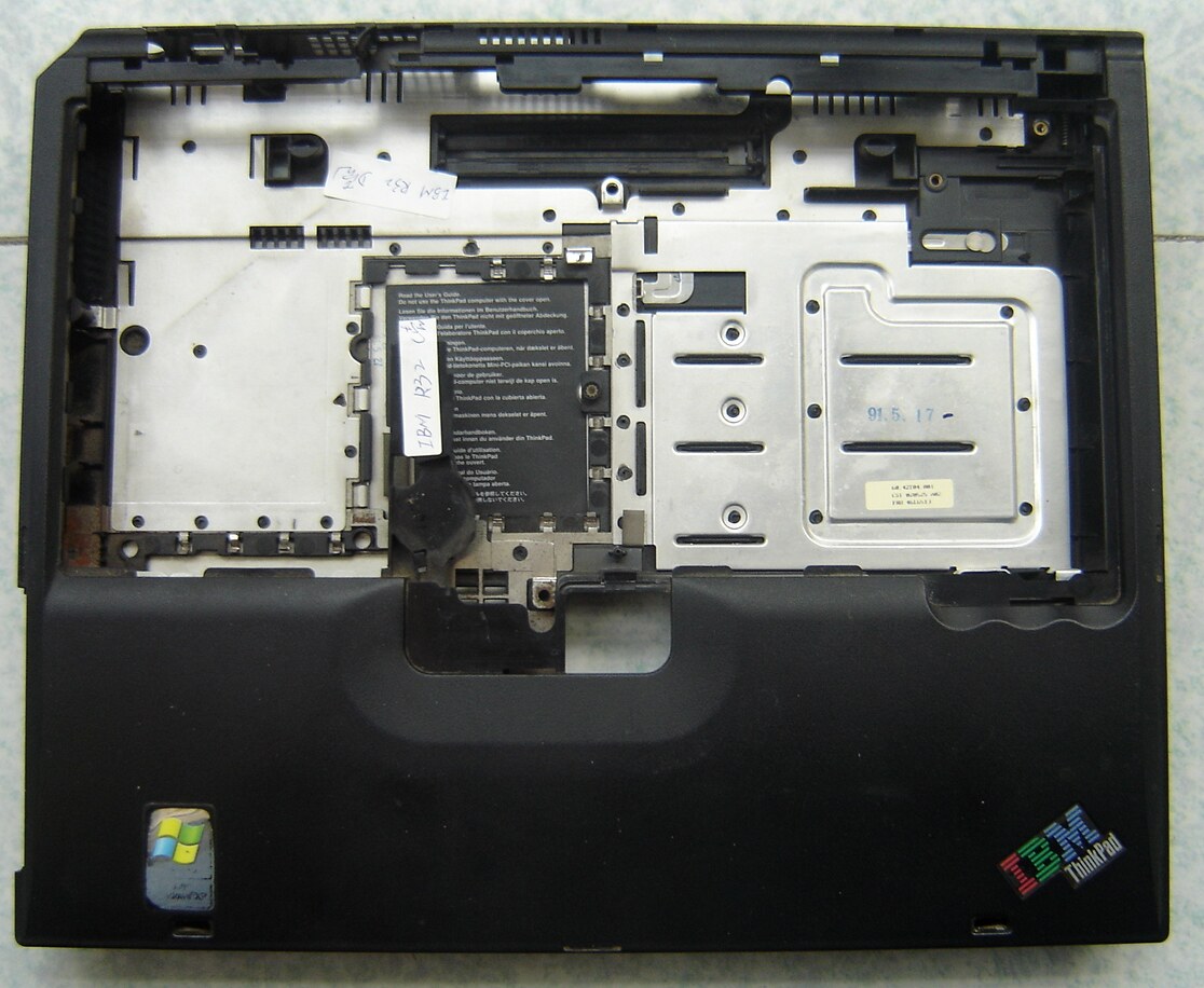 Original IBM R32 R31 R30 laptop shell C shell D shell memory cover wireless network card cover