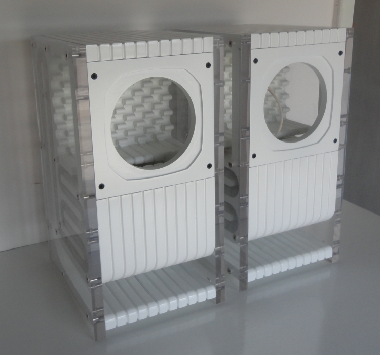 Full-frequency speaker transparent bookshelf 3 inches 3 5 inches 4 inches 5 inches 6 5 inches maze speaker empty box