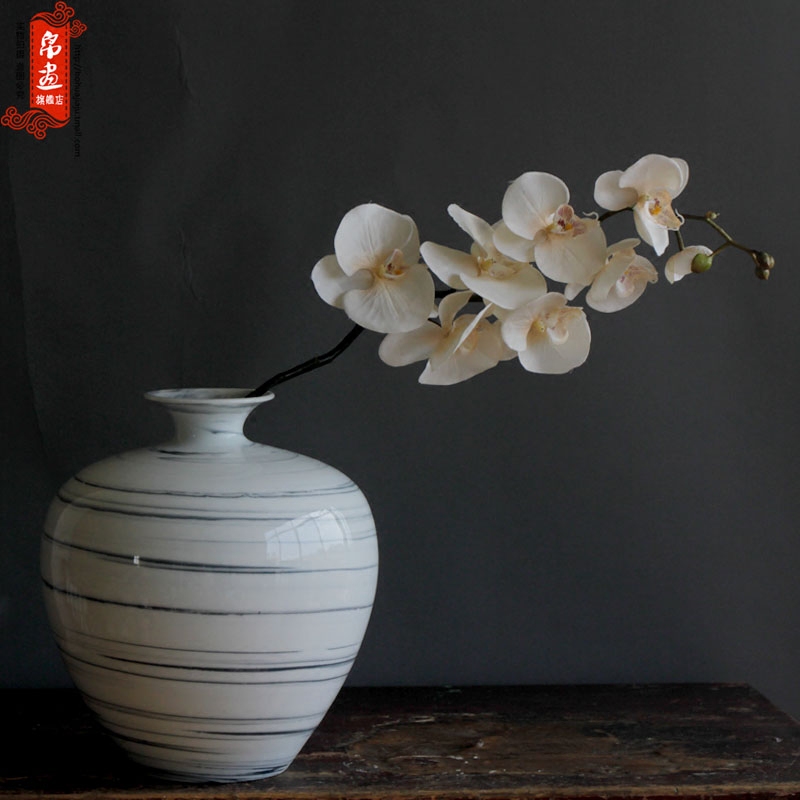 Furnishing articles of jingdezhen ceramic vase household to decorate the sitting room is I and contracted twisted placenta craft flower arranging flower decoration