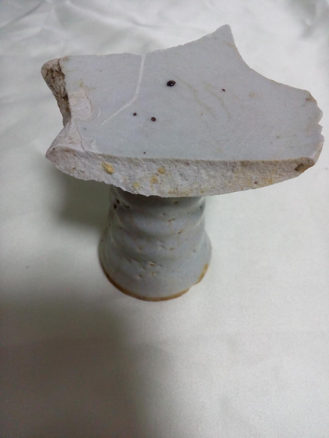 Rare Yuan Dynasty high-foot Cup remnants, ancient porcelain pieces, porcelain antique specimens, Fidelity, old porcelain bowls, pots and pots