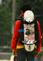Double seesaw skateboard Lu Chong single board skateboard fixing strap backpack mounting strap skateboard strap can be hung on the backpack
