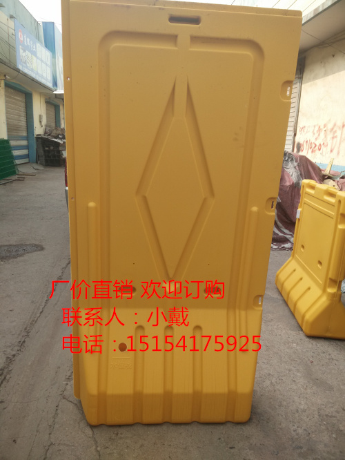 Water horse fence pier ) collision protection mour ) collision protection collision protection facility ) water fence fence fence fence fence