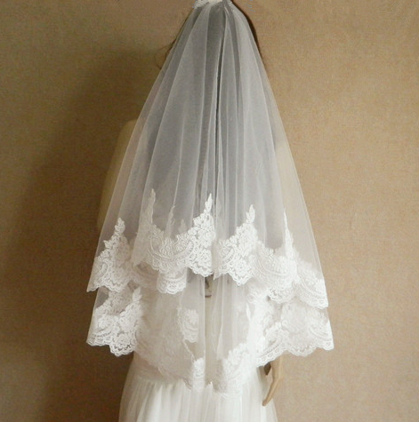(Kitty) new upscale lace lace with a single layer of short hard yarn styled veil bridal wedding dresses