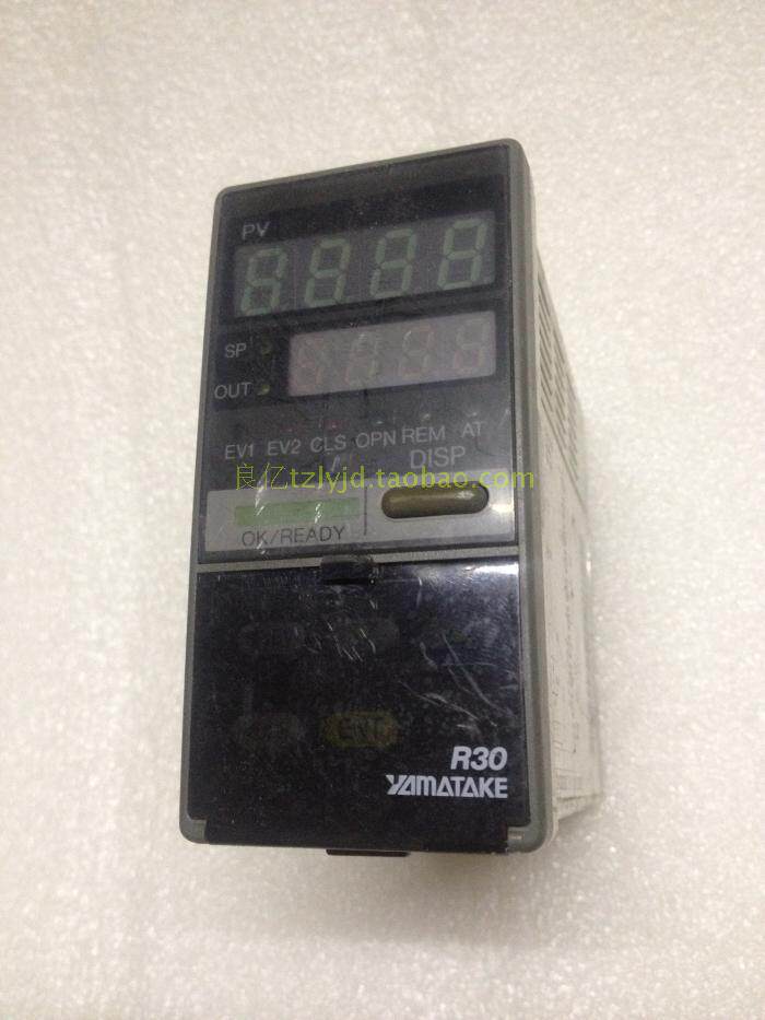 YAMATAKE R30 302GA000200 Thermostat Controller regulator