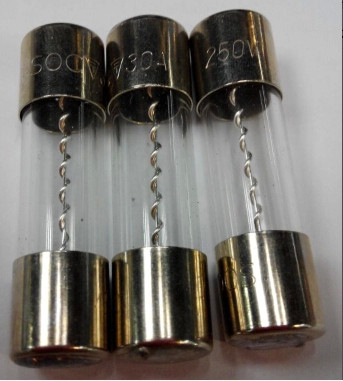 Imported glass tube SOC 10 * 38 fuse tube 250V 25A 30A glass fuse