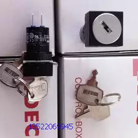 AS6M-3KT2AC imported Japanese idec and spring AS6M-3KT2BC key selector switch AS6M-3KT3C
