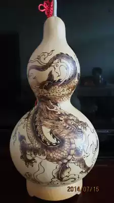 Natural extra large gourd pure hand-painted mascot Dragon map zhaicai town house business has become ornaments feng shui home