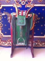 Armoire de selle en bois de cheval avec cheval ponytail de selle marron-type de sol-fournitures à caractère ethnique