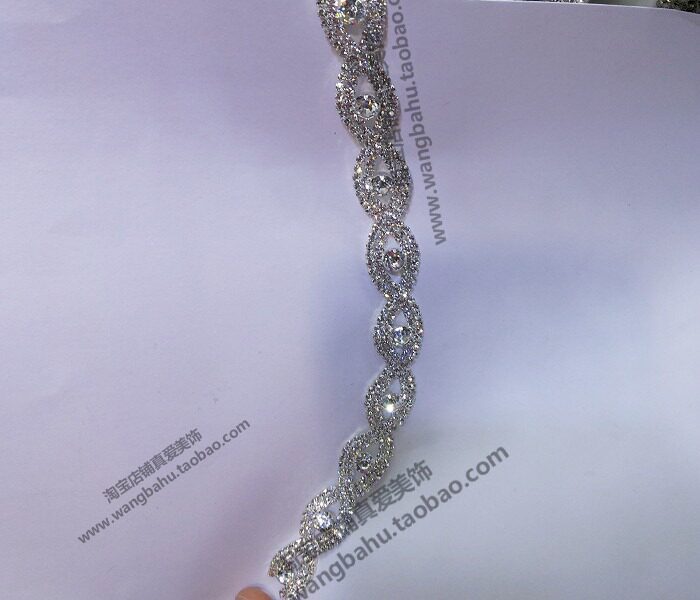 1 4 cm shiny 8 glyph Middle East 888 Water drilling chain clothes neckline Wedding Boots Decorative hand-stitched seams