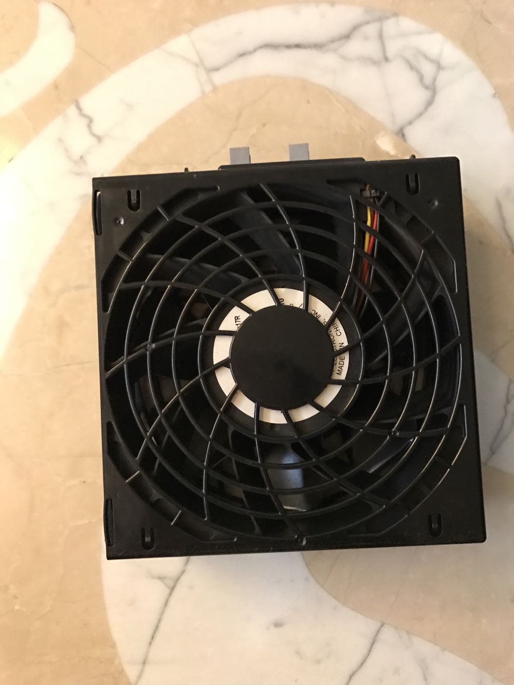 74Y5220 P740 fan