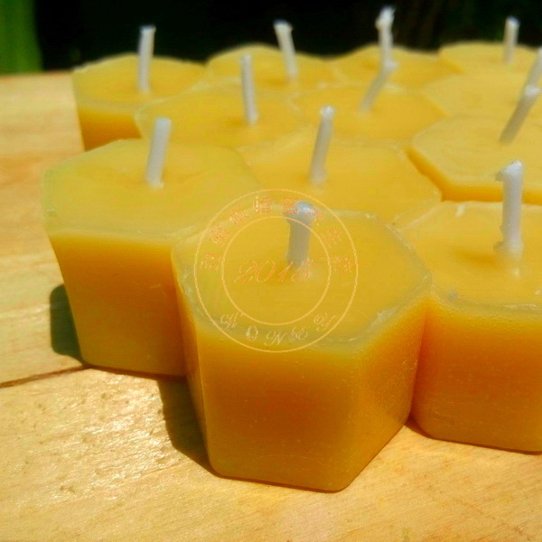 Honeycomb hexagonal natural beeswax candle handmade beeswax creative building block candle smokeless aromatherapy candlestick