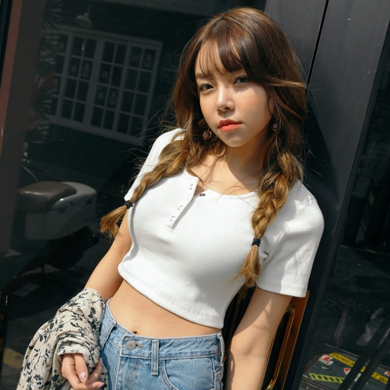 韩国stylenanda官方正品 性感半系扣露脐短袖T恤