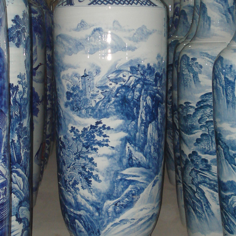 Jingdezhen hand - made scenery magnificent landscape is 2.2 meters high landing big vase to send customers opening taking vase