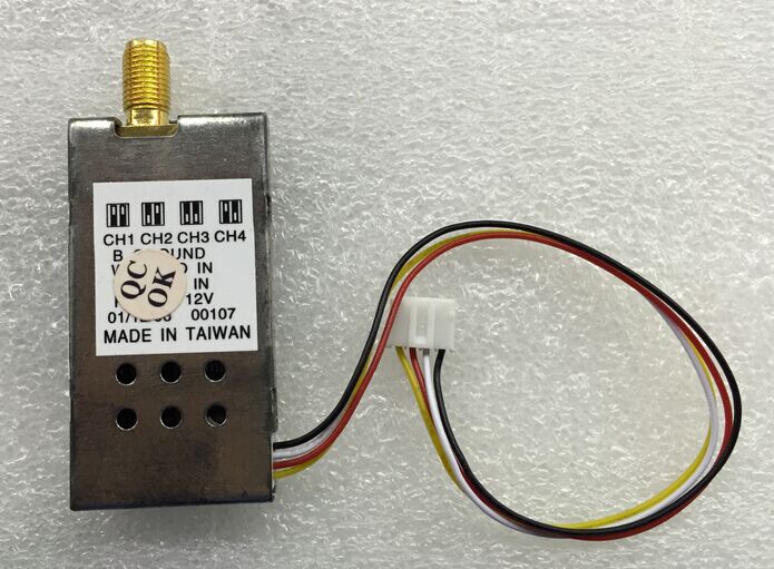 1 2G700MW wireless audio and video transmitter 1 2G transmitter 4 frequency point wireless transmitter wireless monitoring