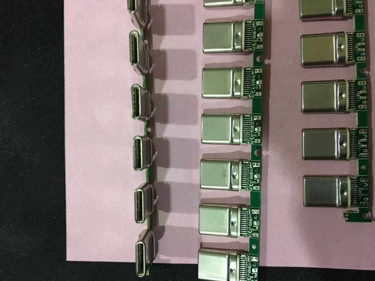 Type-C public head USB 3 1 with PCB board 24P splint type flip-flopping universal socket