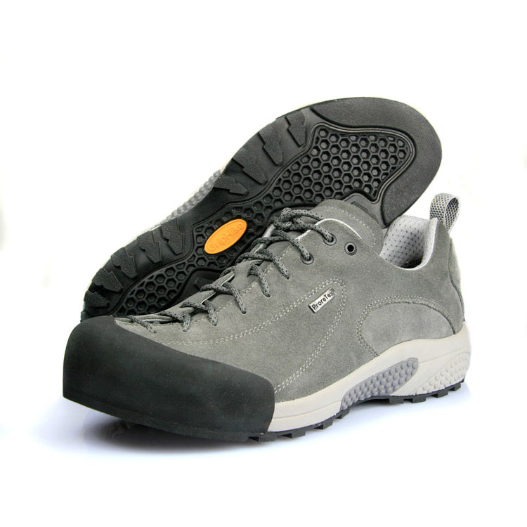 Cruise Ssee M9 men's section Low Help Full leather Outdoor hiking shoes Mountaineering shoes waterproof and breathable