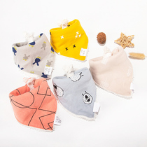 Baby plus velvet warm triangle towel newborn baby thickened pure cotton saliva towel bib pocket autumn and winter scarf neck scarf