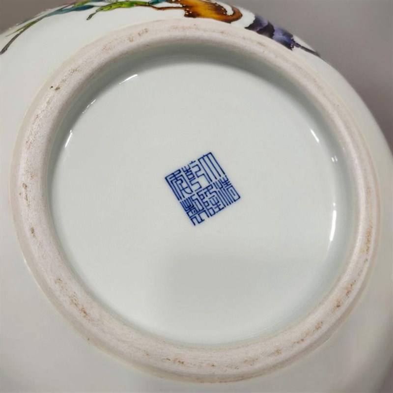 直销大清乾隆h年制粉彩九桃天球瓶寿桃天球瓶摆件