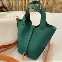 Бархатная зеленая золотая пряжка