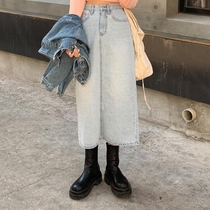 Look thin and versatile~Koreas 22 spring and summer new washed denim dress with slits