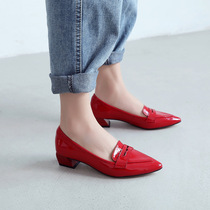 Thick heel shoes womens spring new British style red wedding shoes pointed toe womens shoes leather high-heeled black medium-heeled leather shoes