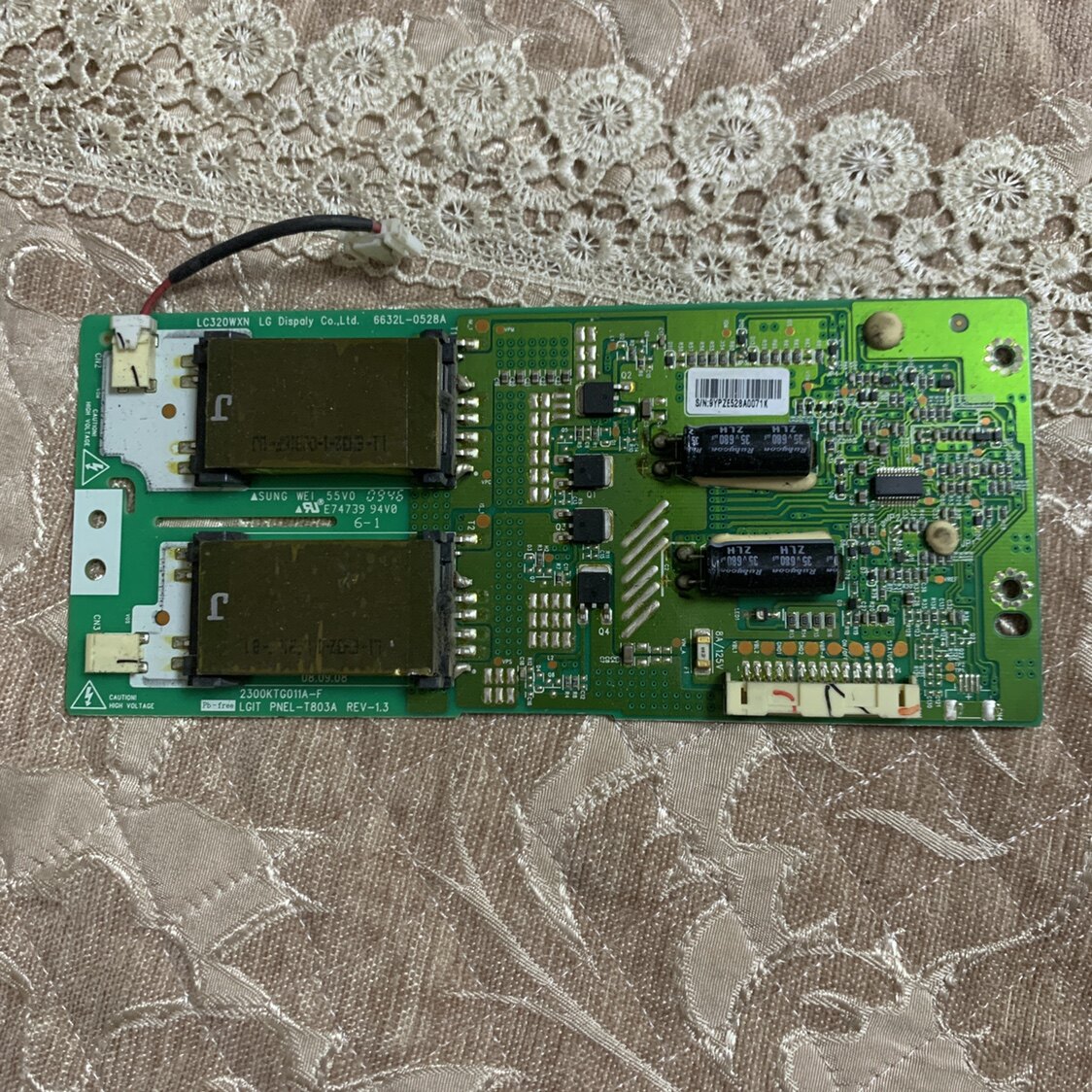 Original Xiangwei 32L05HR high voltage plate 6632L-0528A 0504A backlight plate is measured