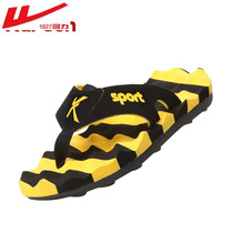 Huili summer Flip-flops personality outdoor beach trend Korean version of non-slip New Sandals sandals and slippers men