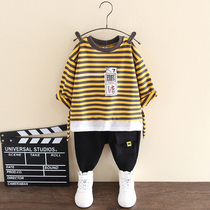 Childrens clothing Boys spring suit 2021 new fashion childrens spring and autumn Korean version of the clothes male baby sweater two-piece set
