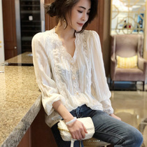 V-neck openwork long-sleeved white shirt womens top lace air conditioning shirt foreign style 2021 new autumn European goods