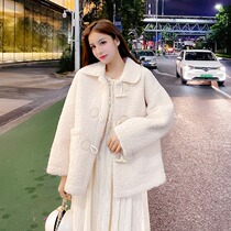 Vanya Fashion Lamb Coat Woman Fall Winter Han Edition Han Edition Hangyu Cape Buckle thickening Current Coat