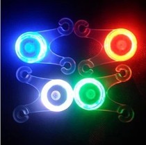 Factory direct bicycle cushion tail light night riding frog light Hot Wheels flashing small hanging light silicone light