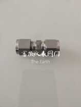 Stainless steel cutting sleeve joint 304 stainless steel cutting sleeve straight middle joint double head clamping sleeve type pipe joint 316