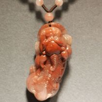 Guilins new Jade Longsheng Chicken Blood Natural Jade and Mens Pendant Pods Power of Zhou Manufacturer Direct Sales