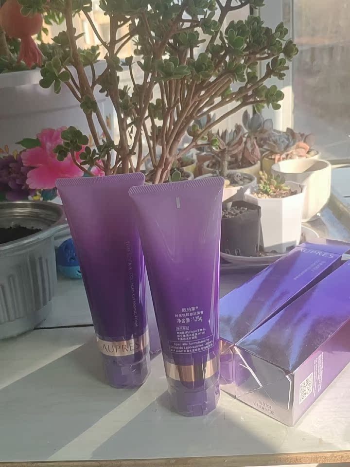 欧珀莱适合年龄洁面质量如何？好不好用？