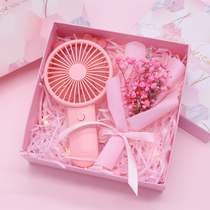 Kindergarten gift students practical creative birthday gifts to send girlfriends heart with hand gift box high-grade ceremony