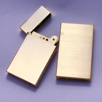 Zorro 572 Lang sound brass kerosene lighter pure copper retro ultra-thin portable war armor grinding wheel carved custom ceremony