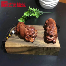 Zambian blood sandalwood brave hands hand pieces Zhaocai Jusai living room feng shui solid wood carving red beast mahogany ornaments