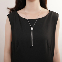 The sweater chain is long - range 2019 new niche kkkle chain snowflake necklace female network red s925 pure silver simple