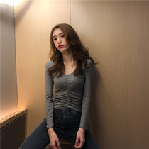 Joker long sleeve base shirt womens spring and autumn 2021 New tight V collar wrinkle slim short pleated collarbone top female