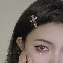 Soft brother-in-law Dark Black Ensemble Retro Teenage Girl Wind Cross Gothic small Liu Hai Fat Side Card Side clip cool