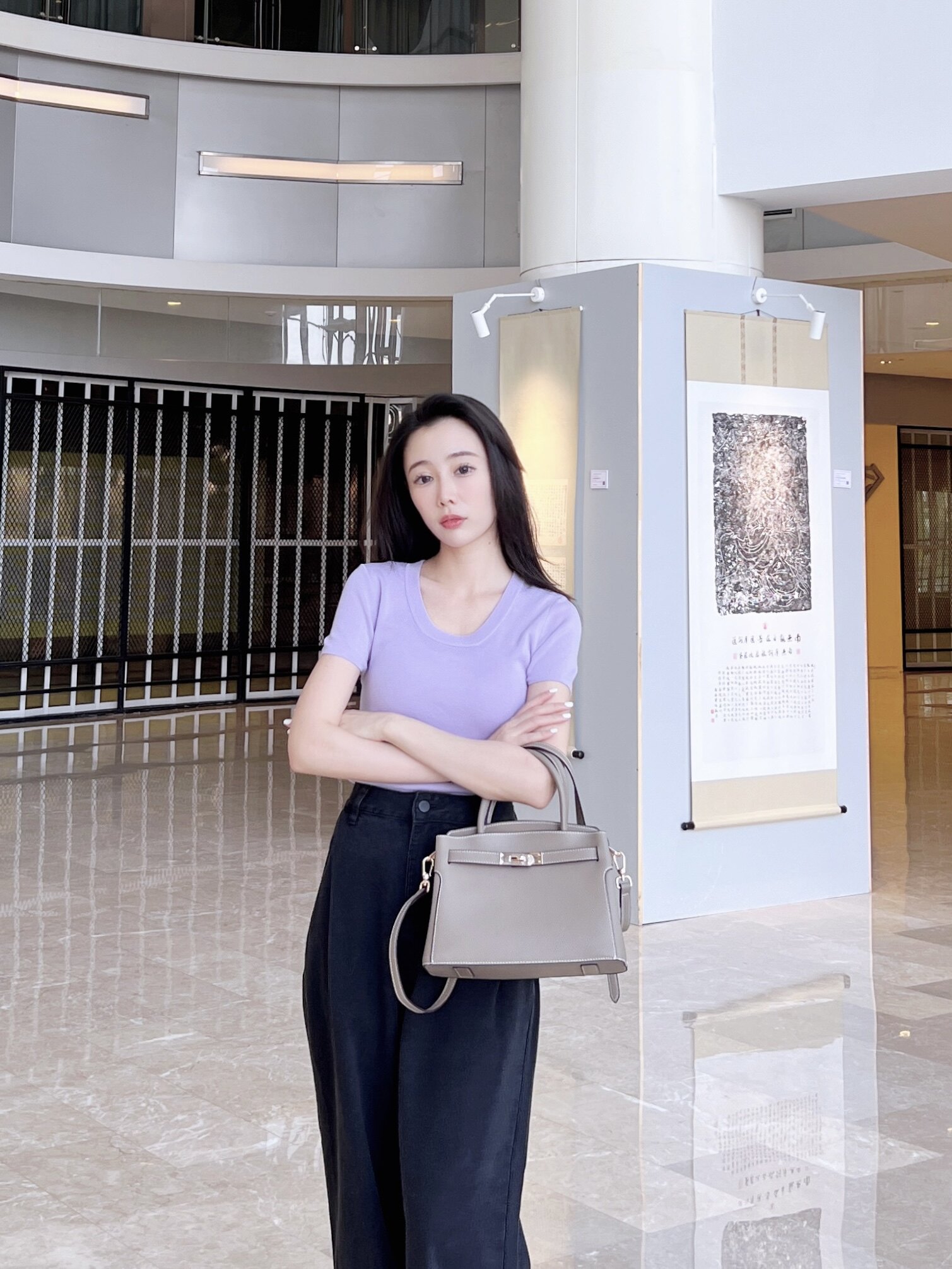 百丽鎏金岁月凯莉包 质感牛皮高级耐磨 大容量通勤 妈妈包婚包两用