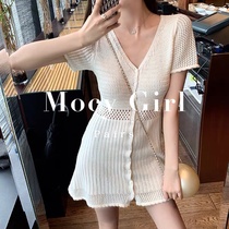 Sandro asw knitted dress female 2021 summer new Korean version of temperament White Hollow sexy V collar skirt