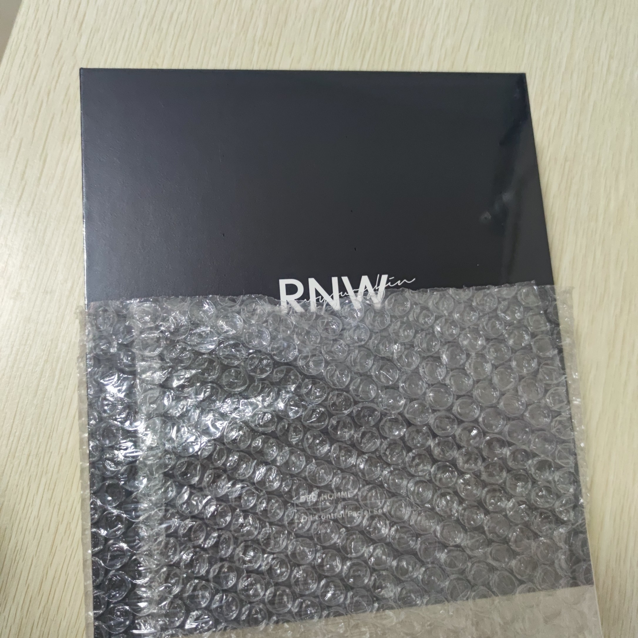 rnw男士水乳套装护肤品测评怎样？优缺点解密好不好？