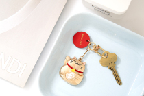 2020 creative cartoon car alloy keychain chain female cute couple bag bag small pendant ins Net Red