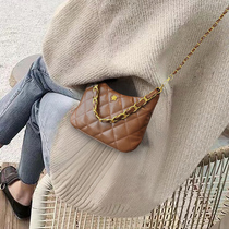 This year Pop Packets Bag 2023 new Summer Advanced Sensation Texture small crowdsourced bucket Single shoulder Skew Satchel