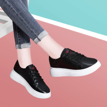 Black sneakers womens shoes spring and autumn 2021 new autumn comfortable thick soled leather small black shoes Joker casual shoes